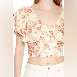 Forever 21 NWOT Floral Puff Sleeve Top